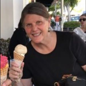 Meet your Posher, Cynthia